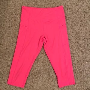 Zyia Hot Pink Crops